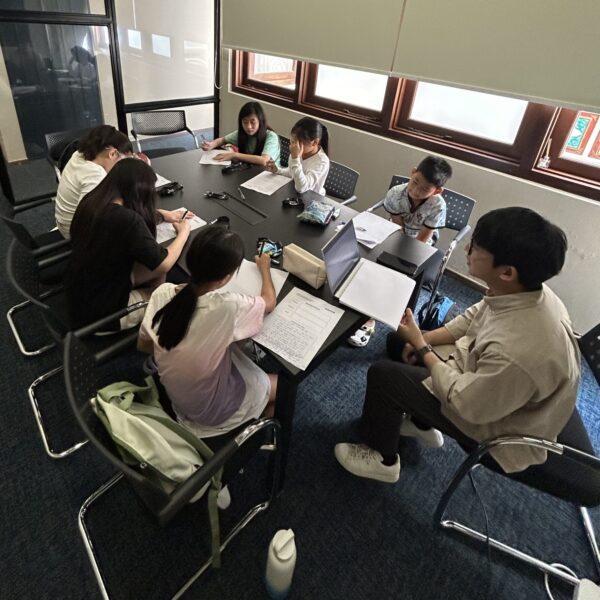 🎤 Young Explorers Public Speaking Workshop (P3 - P6)